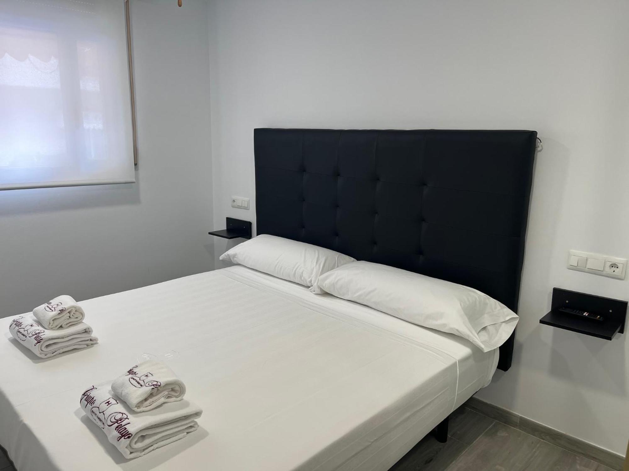 H Pelayo Auto Check-In Rooms Ноха Экстерьер фото